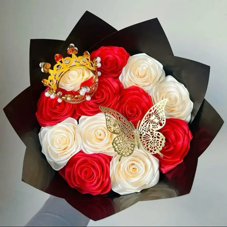 Detalle floral hecho a mano